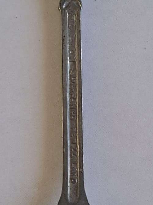 Vintage souvenir spoon - Pohotu geyser -  Rotorua N.Z -  Perfection silver plated - New Zealand
