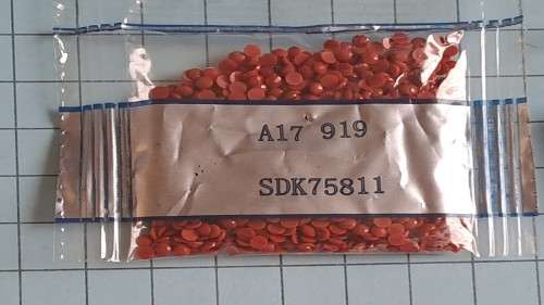 Diamond dot beads  -  A17 919 - Maroon-ish