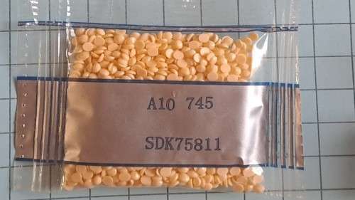 Diamond dot beads  -  A10 745 - Light Yellow-ish