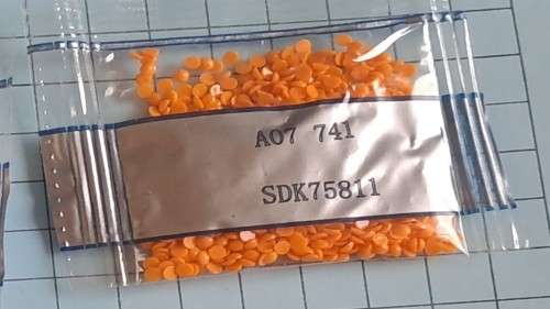 Diamond dot beads  -  A08 741 -Orangy/Yellow-ish