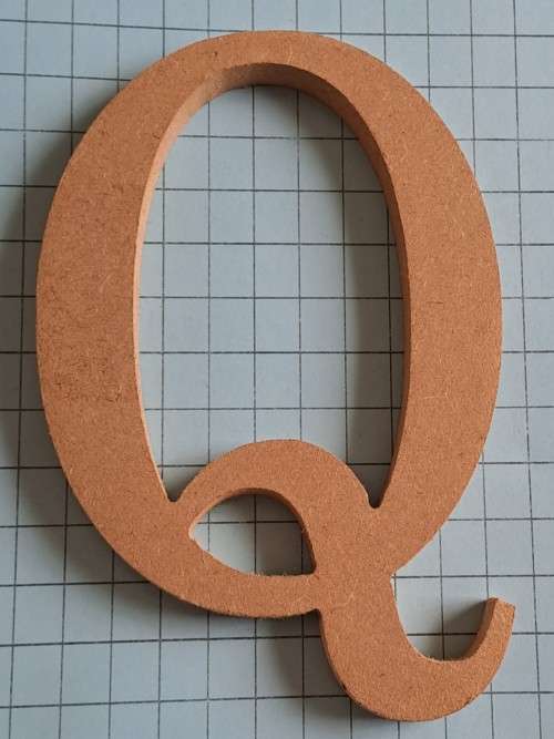 Wooden `Q`