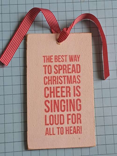 Wooden Christmas tag/decoration with message - +/- 12cm