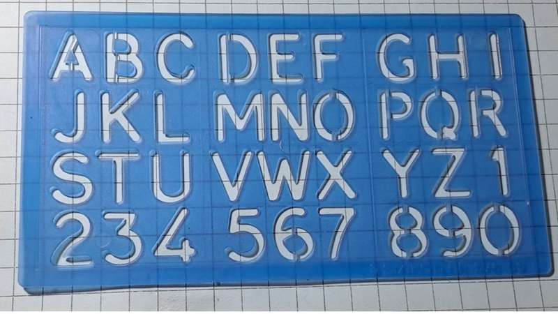 Alpha-numerical stencil - +/- 19cm x 10cm