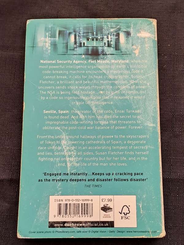 Dan Brown - Digital fortress  - paperback/softcover - pages 528