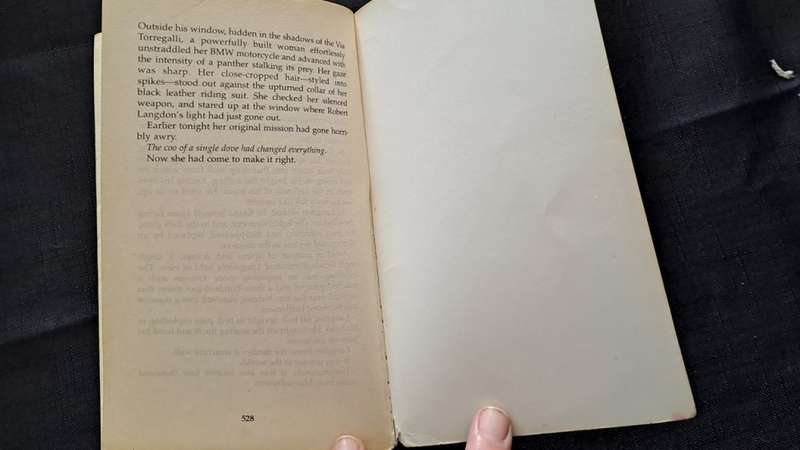 Dan Brown - Digital fortress  - paperback/softcover - pages 528