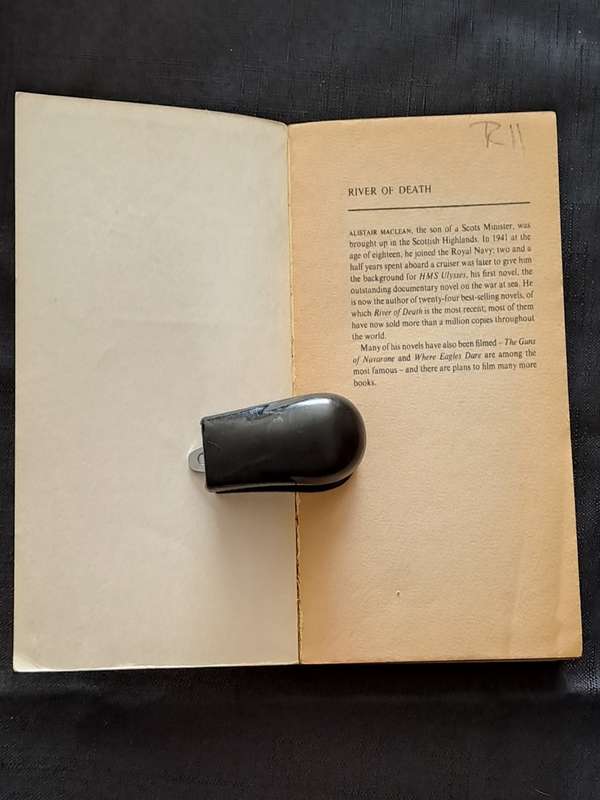 Alistair Maclean -  River of death -  paperback/softcover -  Pages 216