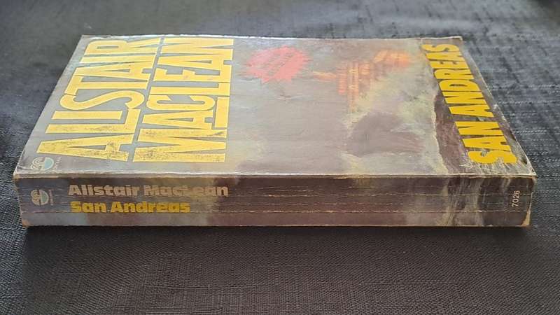 Alistair Maclean -  San Andreas -  paperback/softcover - pages  286
