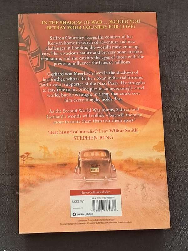 Wilbur Smith, with David Churchill -  War Cry - Paperback/Softcover -  Pages 506  - As per photo`s