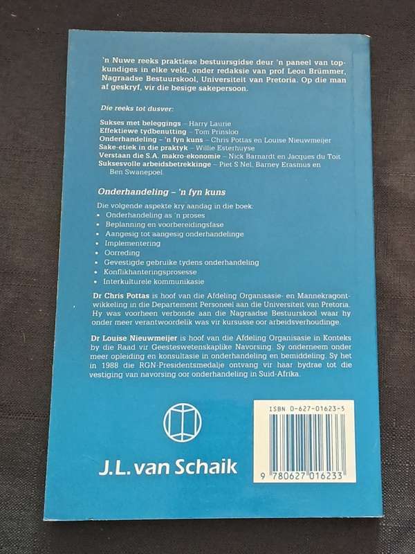 Chris Pottas & Louise Niewmeijer -  Onderhandeling - `n Fyn kuns - paperback/softcover - pages  134