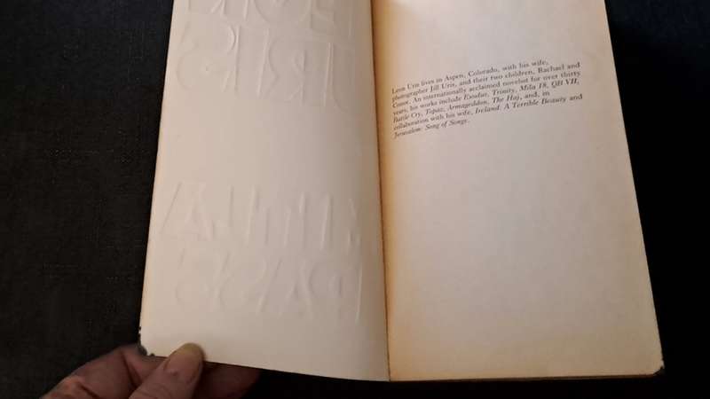 Leon Uris - Mitla pass - paperback/softcover - pages  480