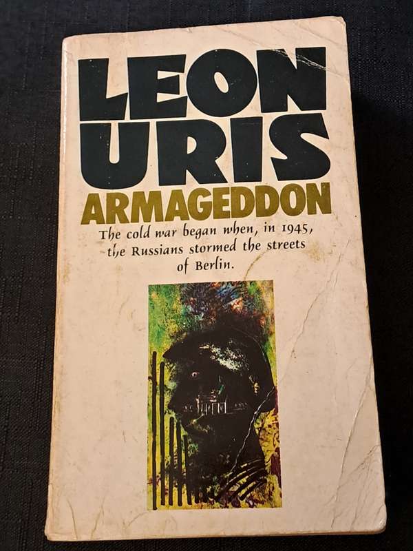Leon Uris - Armageddon - paperback/softcover - pages  603