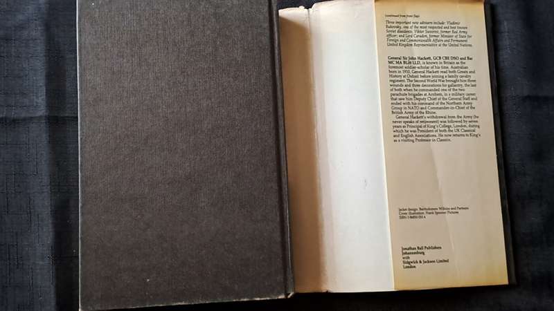 General Sir John Hackett - The Third World War: The untold story - hardcover + dustcover