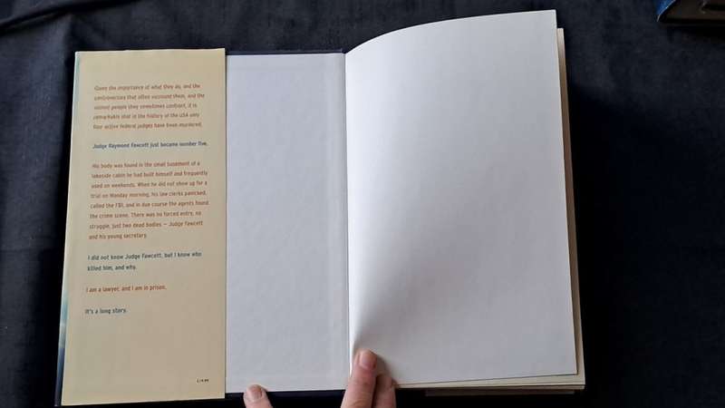 John Grisham - The Racketeer  - hardcover + dustcover - pages 340