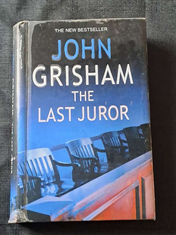 John Grisham - The last juror  - hardcover + dustcover -  pages 335