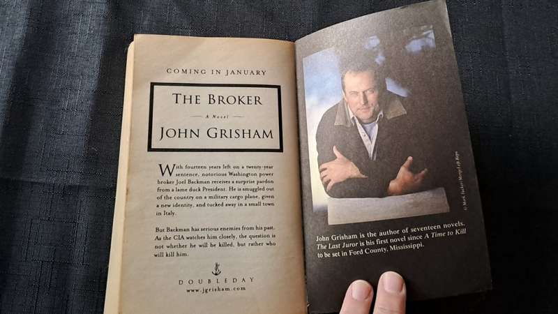 John Grisham - The last juror  - paperback/softcover - pages 486