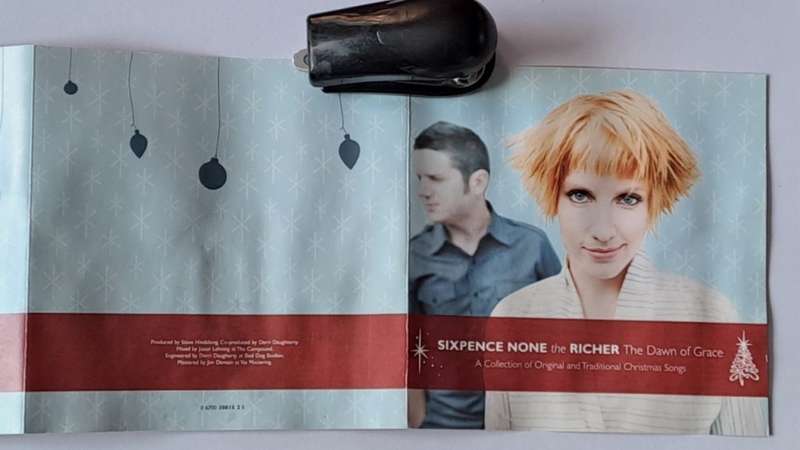 CD  Sixpence none the richer  -  The dawn of Grace: A Collection of original and traditional Christ