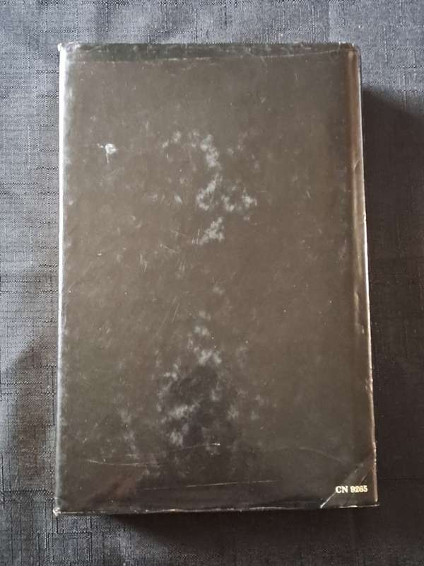 Robert Ludlum - The Bourne Ultimatum - hardcover + dustcover  - pages 602