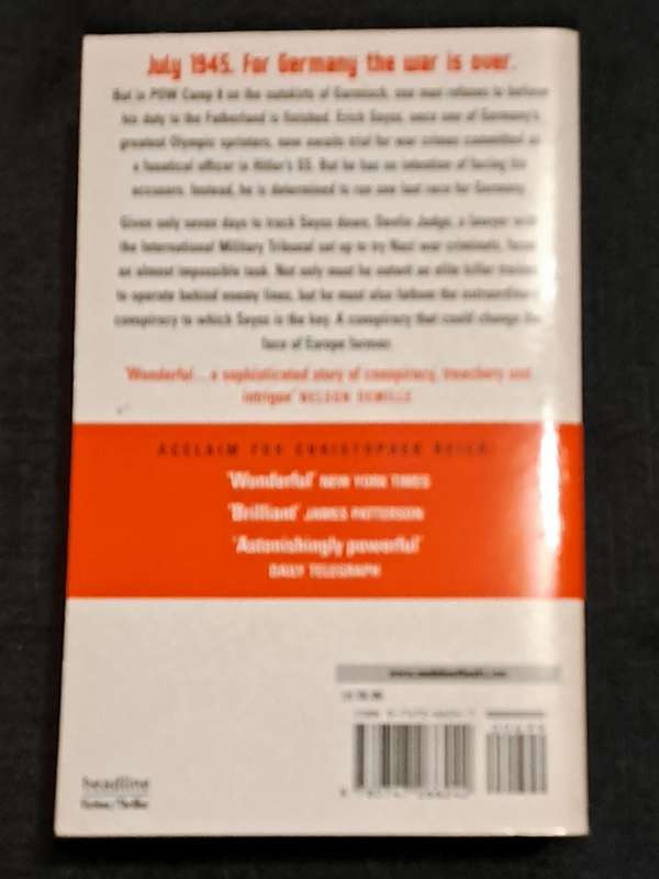 Christopher Reich  - The runner - paperback/softcover - pages 533