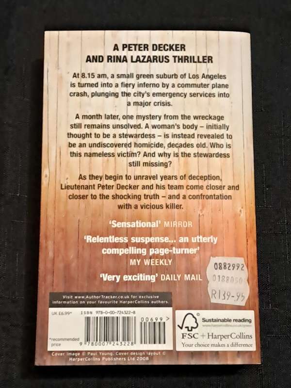 Faye Kellerman  - The burnt house - paperback/softcover - pages 473