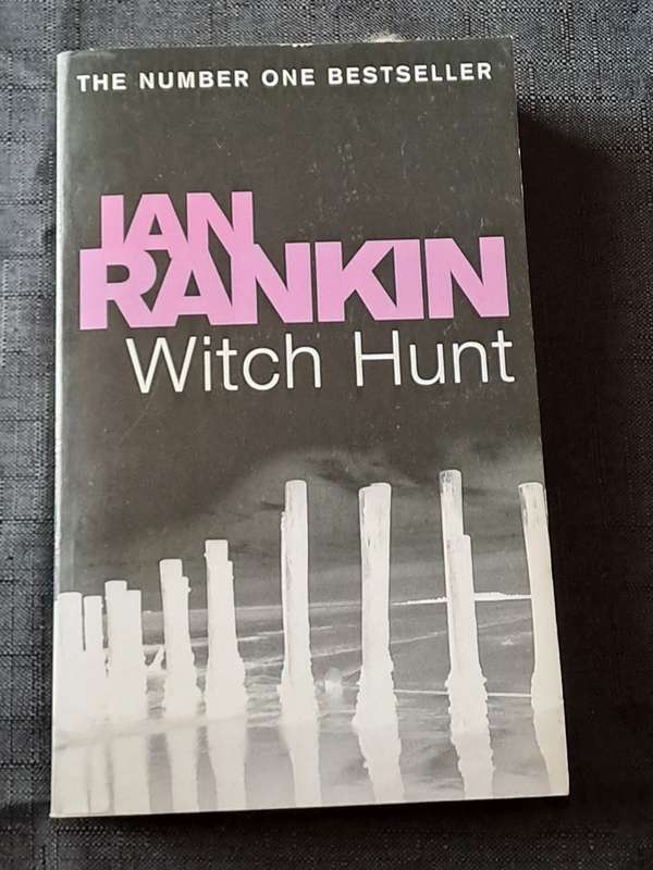 Ian Rankin  - Witch hunt - paperback/softcover - pages 446