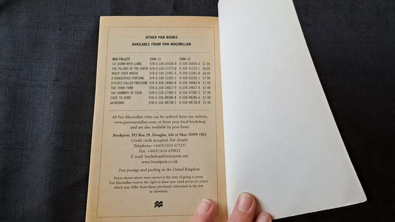 Ken Follet  - On wings of eagles - paperback/softcover - pages 606