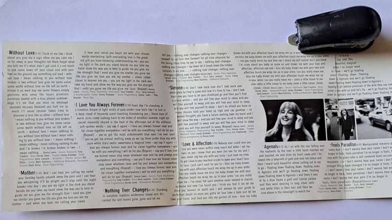 CD  Donna Lewis -  Now in a minute  -  1996