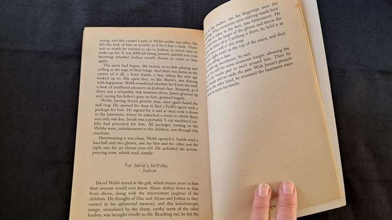 Eric Van Lustbader  - The Bourne legacy - paperback/softcover - pages 529