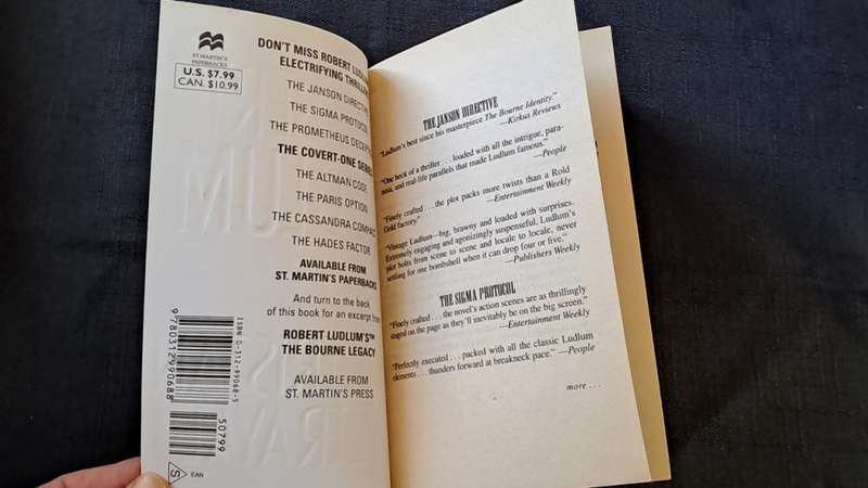 Robert Ludlum  - The tristan betrayal - paperback/softcover - pages 519
