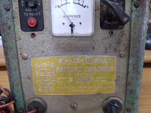 Vintage Davenset Senior Battery Charger 1960s