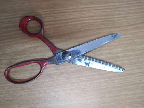 Vintage Singer Pinking Shears