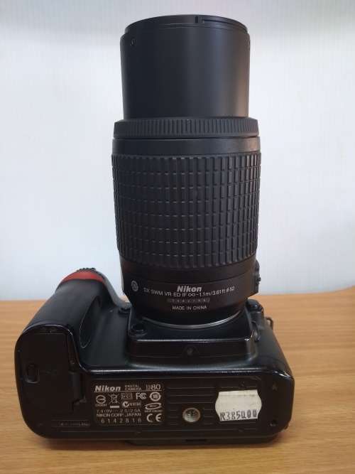 Nikon D80 Digital Camera with AF-S Nikkor 55-200mm 1:4-5.6G ED Lens
