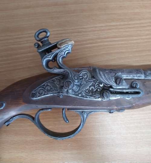 Flintlock Non-Firing Pistol Replica