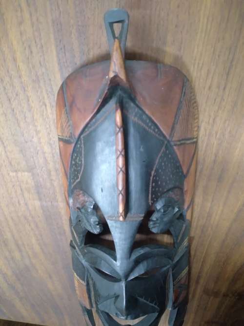 Hand Carved Wood Africana Mask Wall Display (410mm length 155mm width) (QC0955)