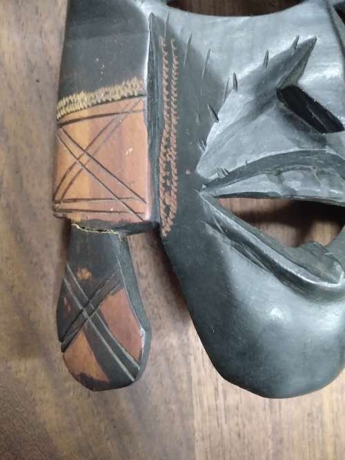 Hand Carved Wood Africana Mask Wall Display (410mm length 155mm width) (QC0955)