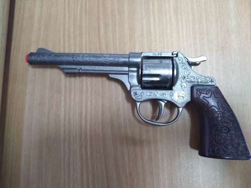 Vintage Gonher GS-8 Revolver Cap Gun