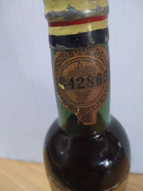 Small Bottle Real Companhia Velha Vinho do Porto (15,5cm in total lenght)
