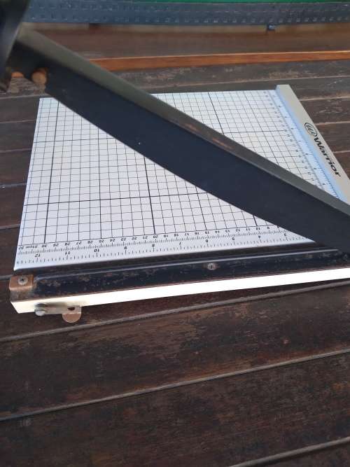 Warrior A4 Guillotine