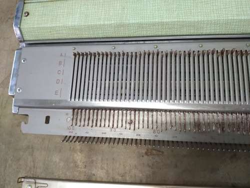 Empisal Knitting Machine KH-68
