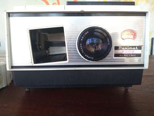 Braun Paximat 2000 Electric slide Projector