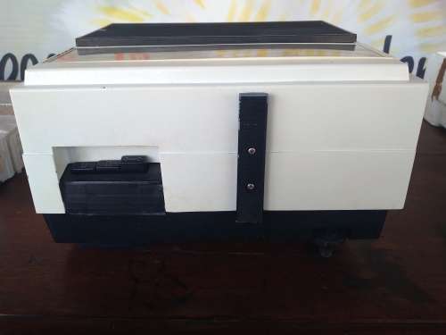 Braun Paximat 2000 Electric slide Projector
