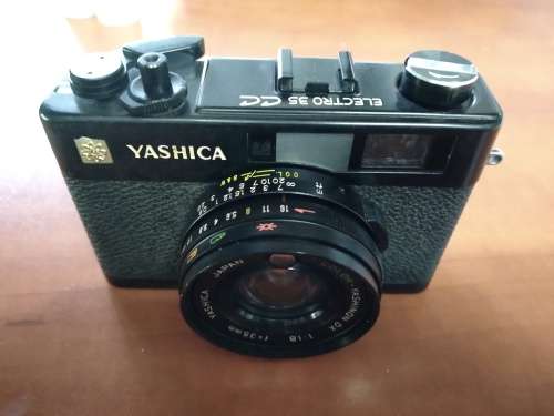 Vintage Yashica Electro 35 CC Film camera