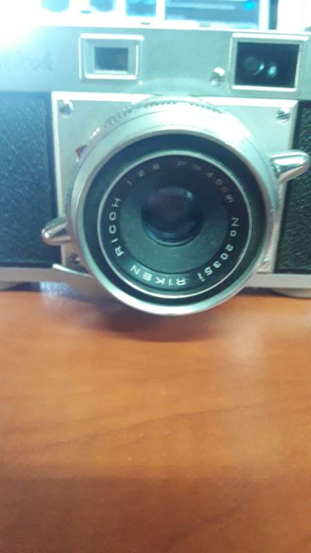 Vintage Ricoh 500 Film Camera (QC0337)