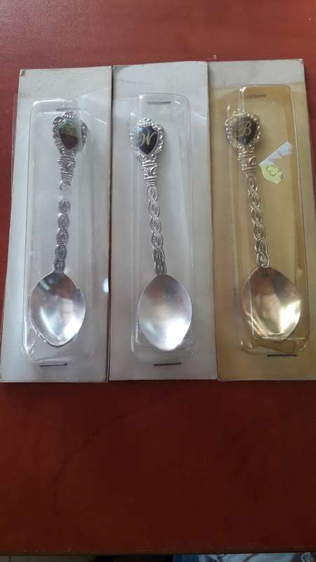 Set of 3 Souvenir Teaspoons
