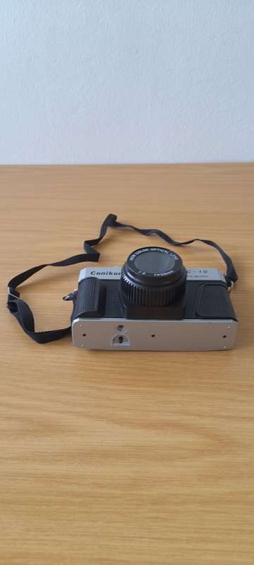 conikan DC -10 auto-matic film camera