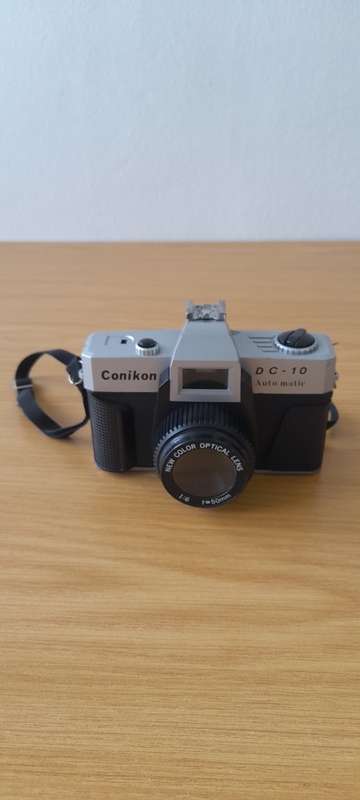 conikan DC -10 auto-matic film camera