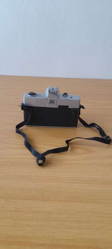 conikan DC -10 auto-matic film camera