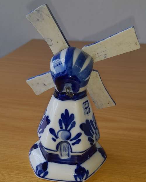 Delft Blue Holland Hand Painted Small Windmill Figurine Rotating Blade