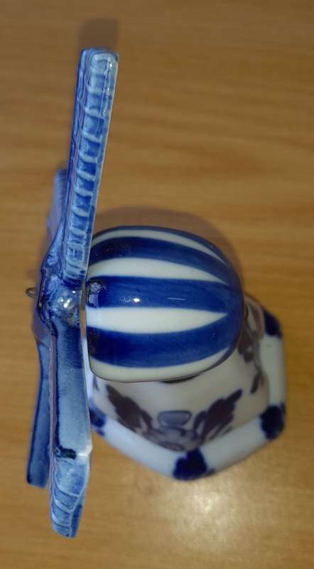 Delft Blue Holland Hand Painted Small Windmill Figurine Rotating Blade