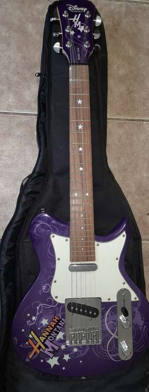 Hannah Montana Disney Secrets Star Electric Guitar By Washburn Purple ¾ Scale (QC0128)