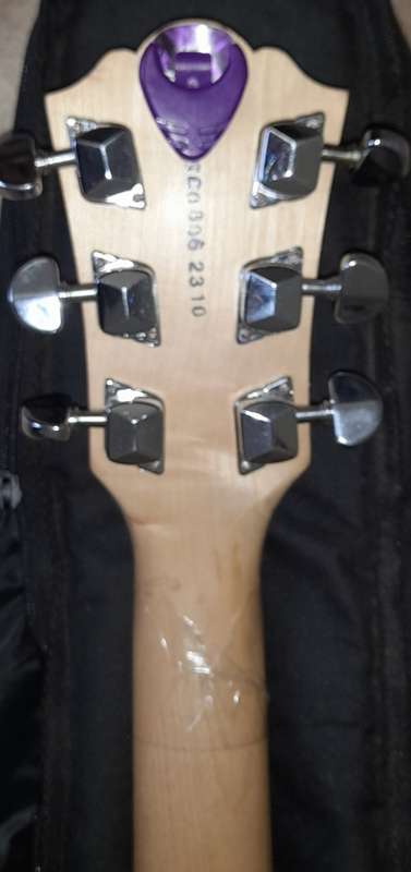 Hannah Montana Disney Secrets Star Electric Guitar By Washburn Purple ¾ Scale (QC0128)